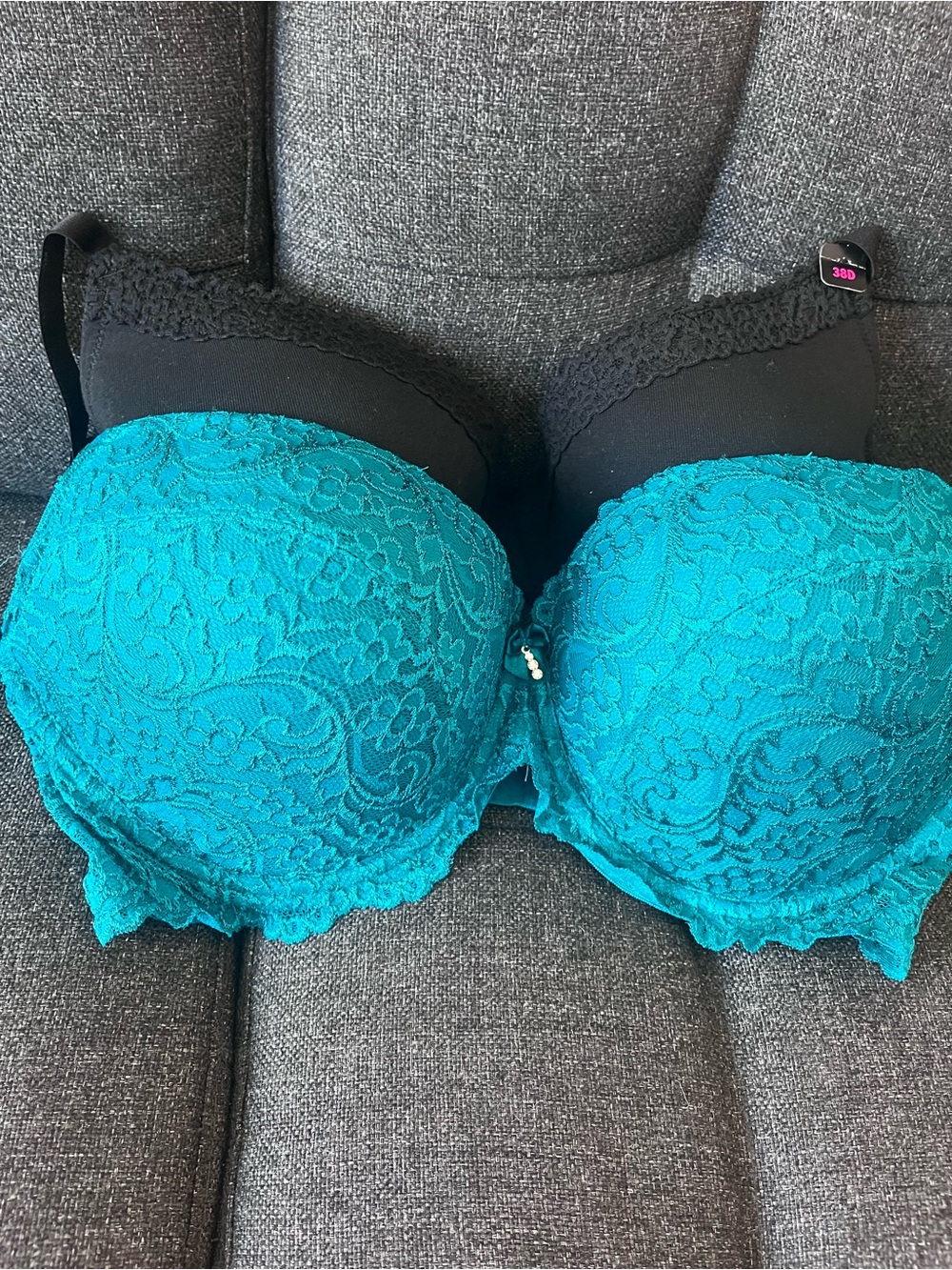 Lace Push-Up Bra in Teal and Black basic bra with details. Both 38D